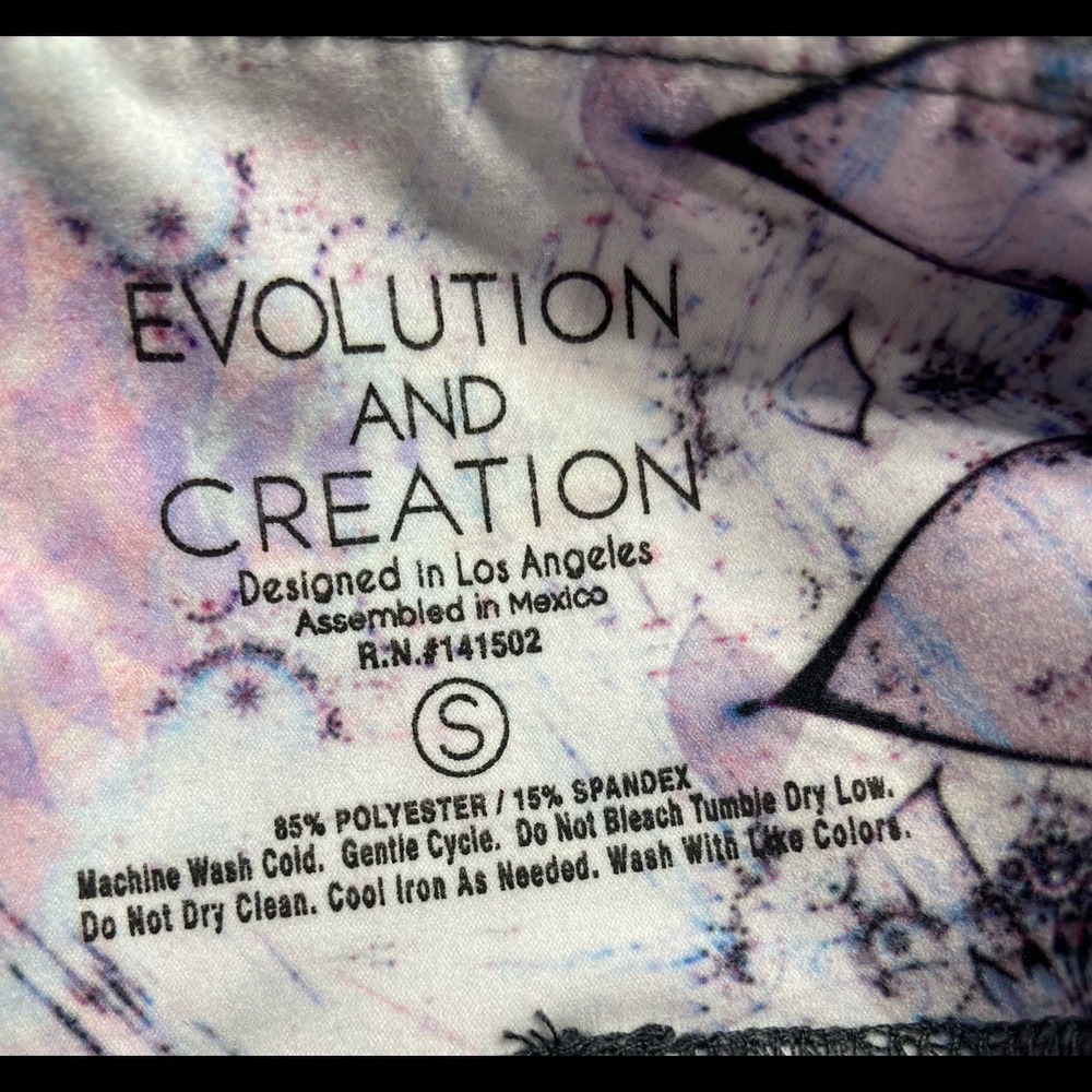 Evolution & Creation Leggings View 2
